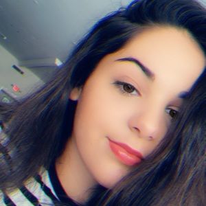 Meet your Posher, Isabelle